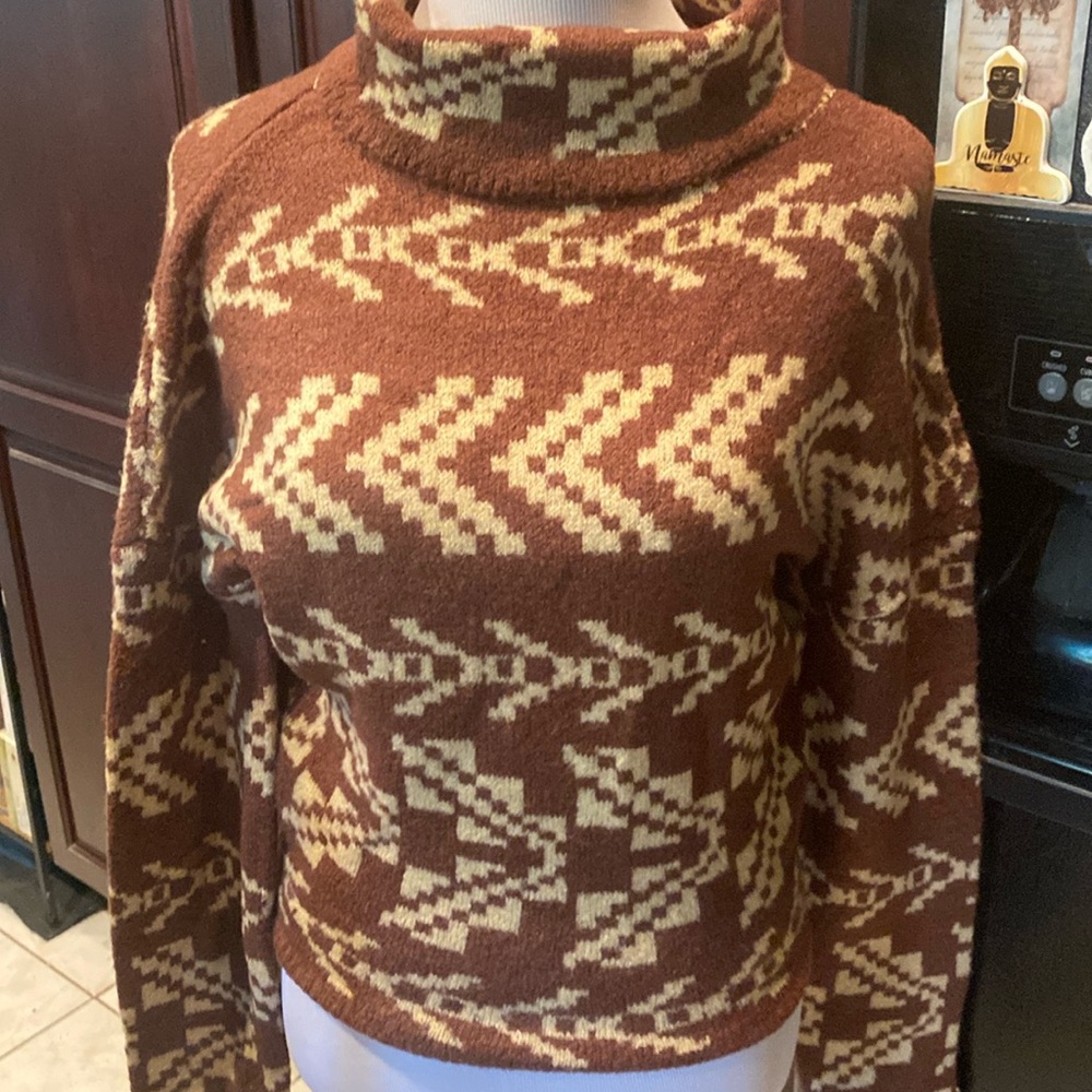 NWT NOBO Winter Sweater